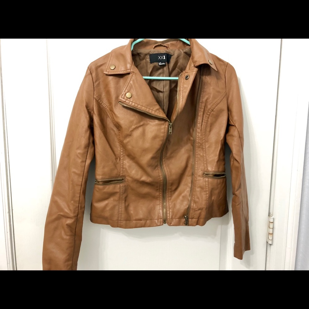 FOREVER 21 FAUX LEATHER JACKET